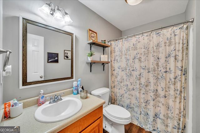 1004 Robertson Church Road, Dublin, GA 31021