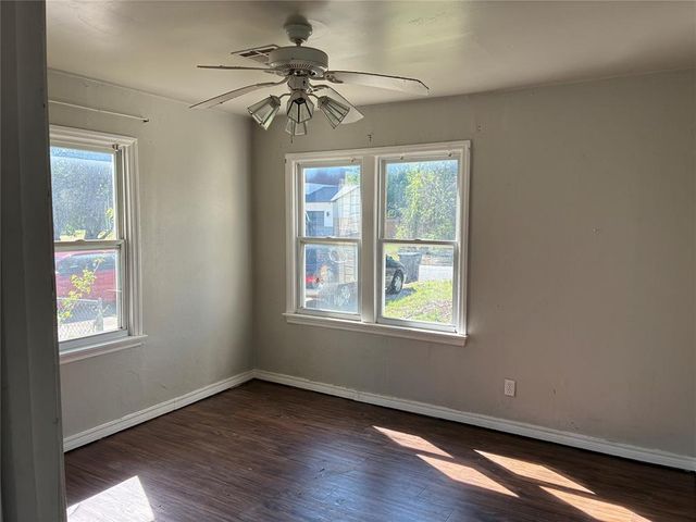 6113 NW 48th Street, Warr Acres, OK 73122