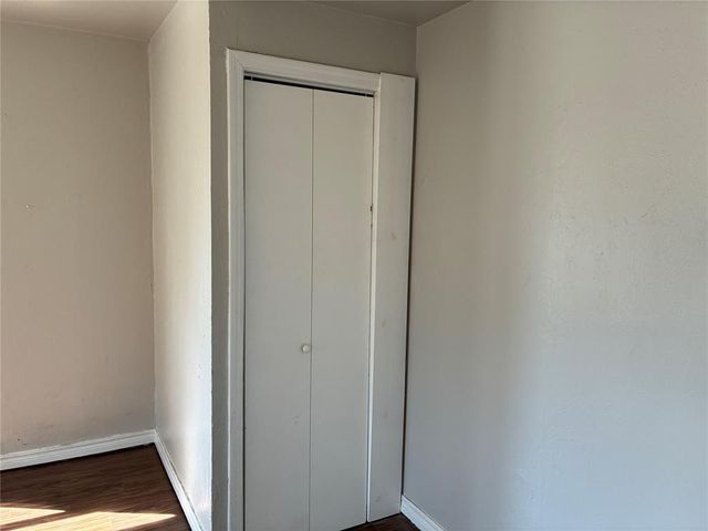 6113 NW 48th Street, Warr Acres, OK 73122