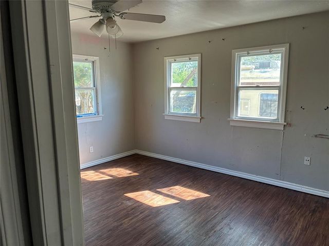 6113 NW 48th Street, Warr Acres, OK 73122