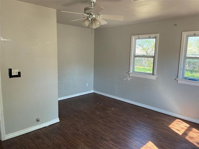 6113 NW 48th Street, Warr Acres, OK 73122