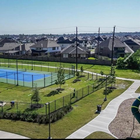 15419 Royce Holly Drive, Humble, TX 77346