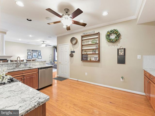 13814 CUSTIS SQ, Woodbridge, VA 22191