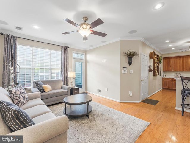 13814 CUSTIS SQ, Woodbridge, VA 22191