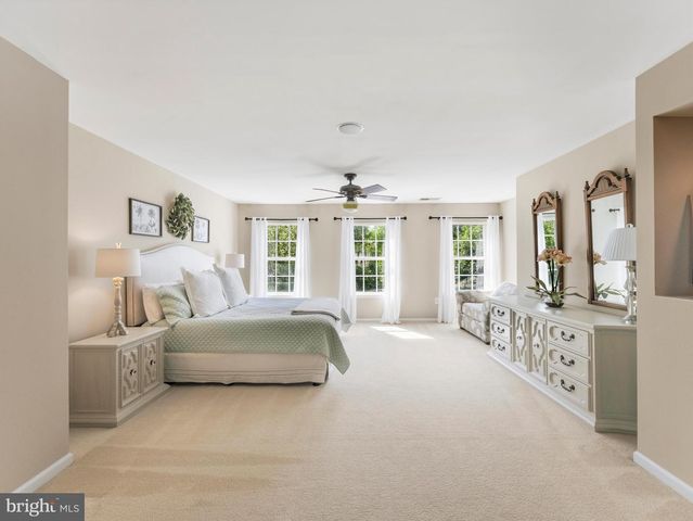 13814 CUSTIS SQ, Woodbridge, VA 22191