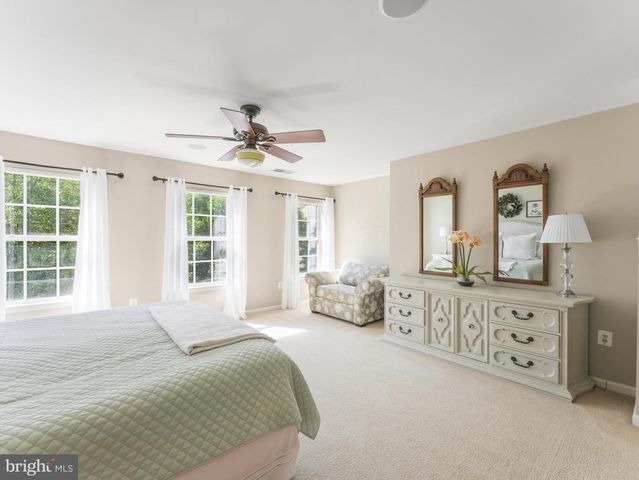 13814 CUSTIS SQ, Woodbridge, VA 22191