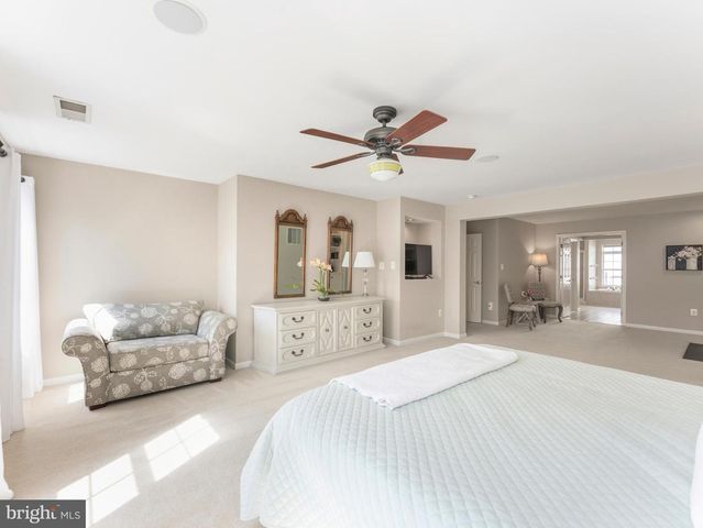 13814 CUSTIS SQ, Woodbridge, VA 22191