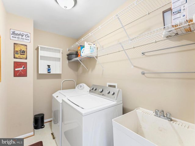 13814 CUSTIS SQ, Woodbridge, VA 22191