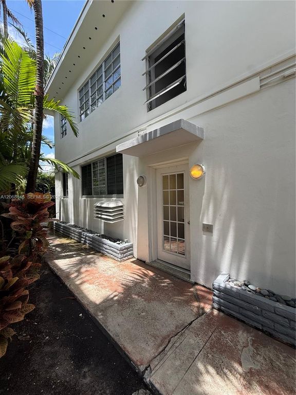 1616 Michigan Avenue 15, Miami Beach, FL 33139