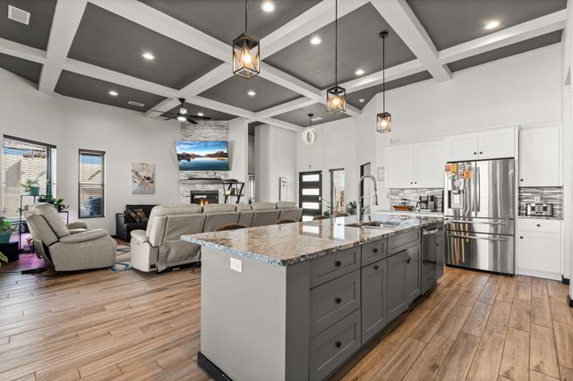 1841 17TH Avenue SE, Rio Rancho, NM 87124