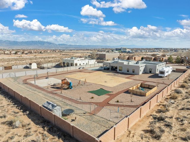 1841 17TH Avenue SE, Rio Rancho, NM 87124