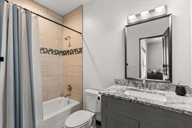 1841 17TH Avenue SE, Rio Rancho, NM 87124