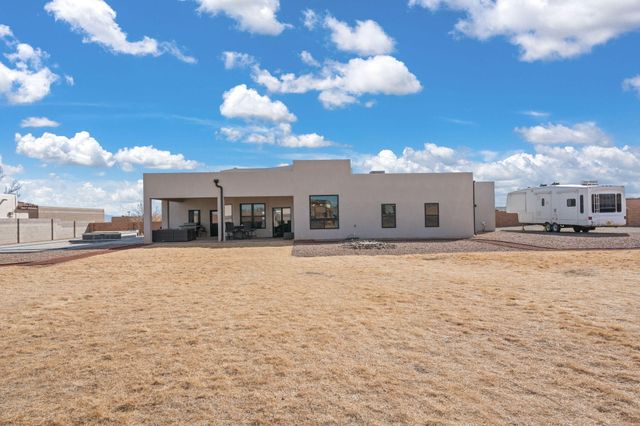1841 17TH Avenue SE, Rio Rancho, NM 87124