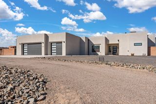 1841 17TH Avenue SE, Rio Rancho, NM 87124