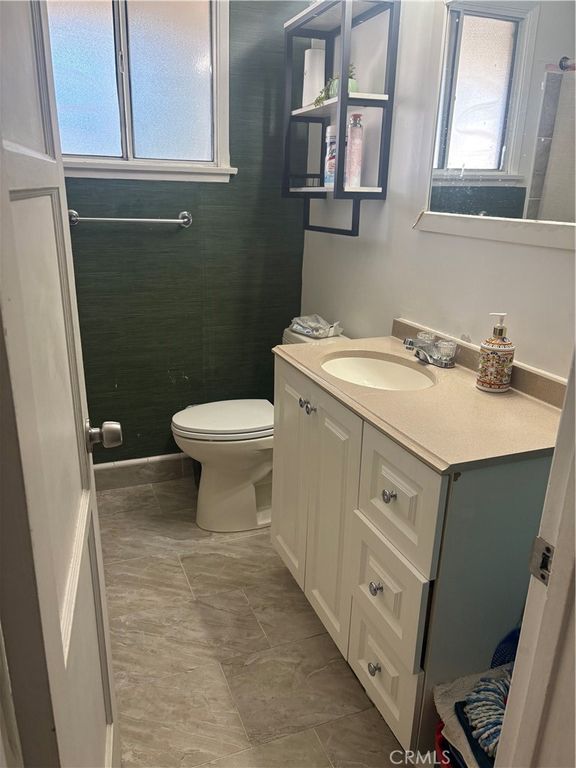 6929 Calvin, Reseda, CA 91335 — photo 3
