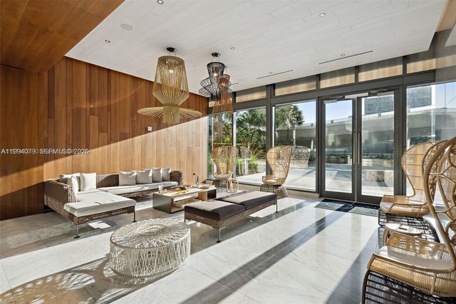 68 SE 6th St 3108, Miami, FL 33131