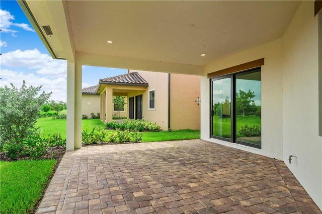 12135 E Baypoint Circle, Parkland, FL 33076
