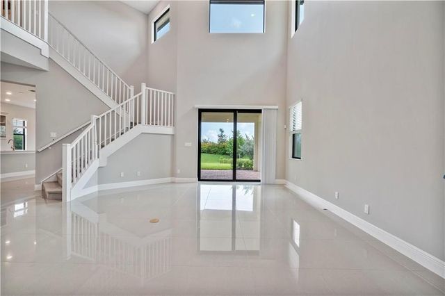 12135 E Baypoint Circle, Parkland, FL 33076
