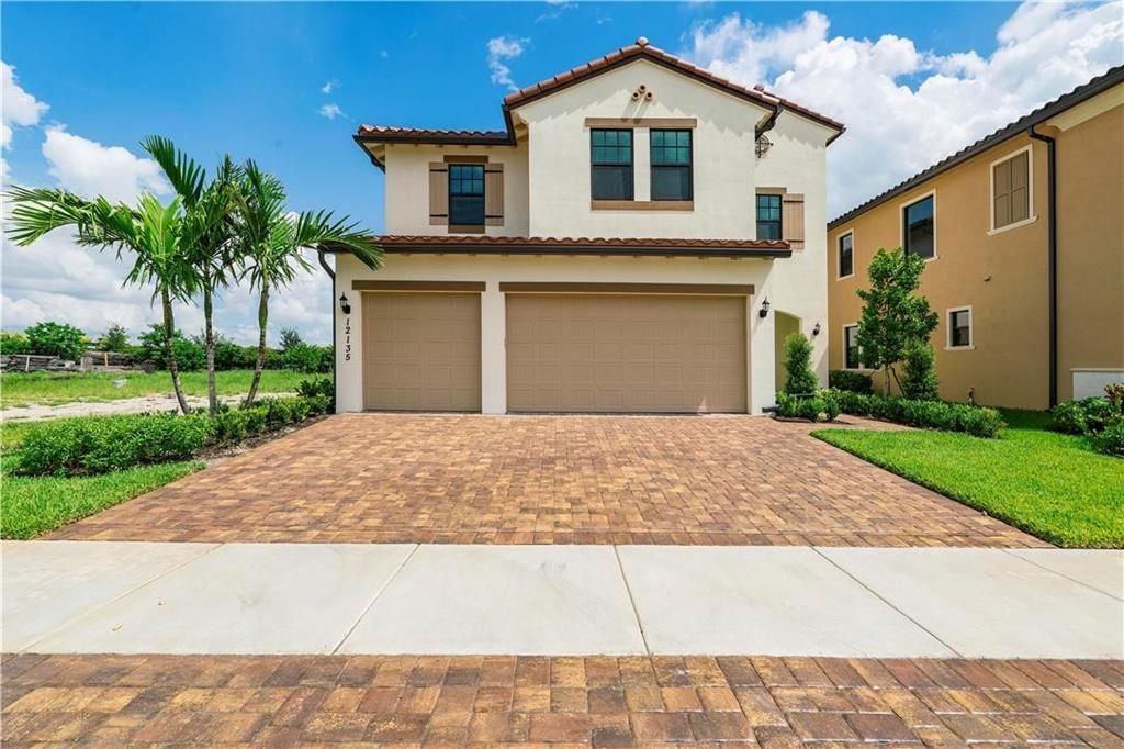 12135 E Baypoint Circle, Parkland, FL 33076