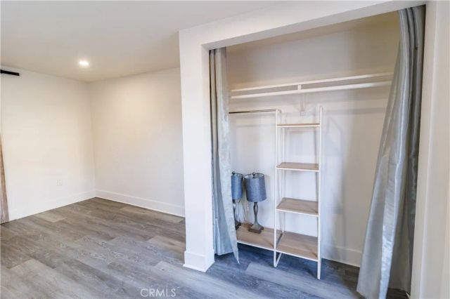 10532 Zelzah Ave, Granada Hills, CA 91344