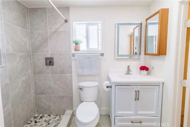 10532 Zelzah Ave, Granada Hills, CA 91344