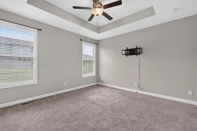 1829 NE Riley Drive, Lee's Summit, MO 64086