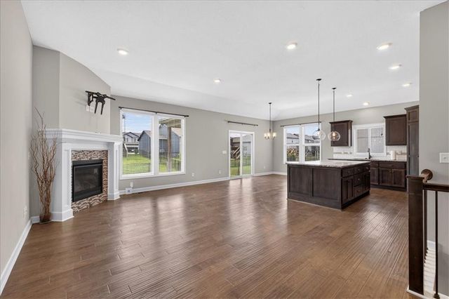 1829 NE Riley Drive, Lee's Summit, MO 64086
