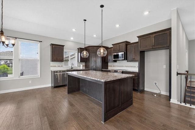1829 NE Riley Drive, Lee's Summit, MO 64086