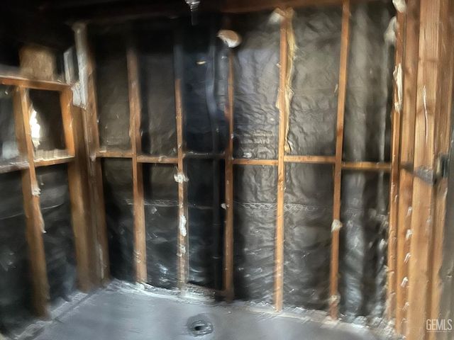 910 S Baker Street, Bakersfield, CA 93307