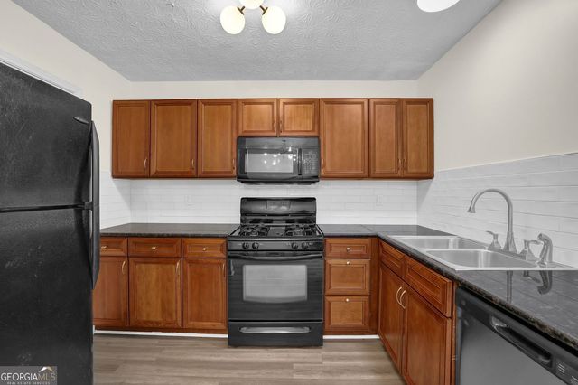 1557 Springleaf Court SE, Smyrna, GA 30080