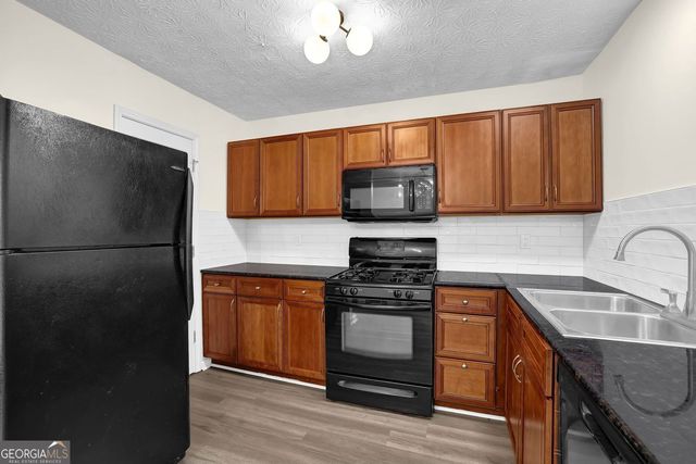 1557 Springleaf Court SE, Smyrna, GA 30080