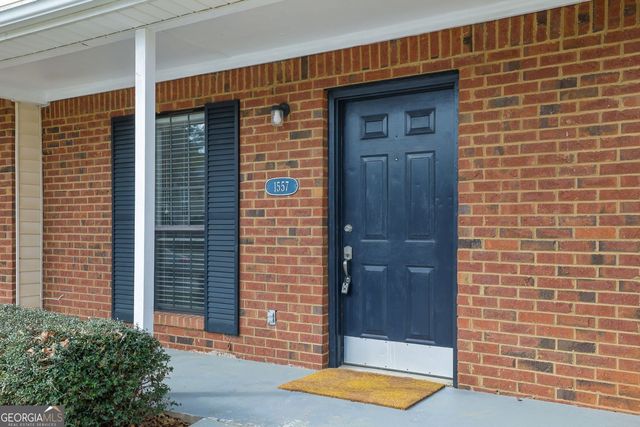 1557 Springleaf Court SE, Smyrna, GA 30080