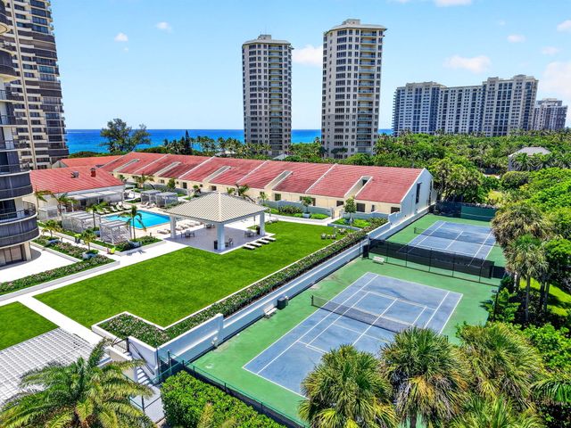 4050 N Ocean Avenue 401, Singer Island, FL 33404