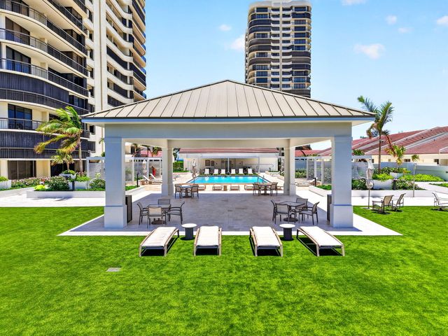 4050 N Ocean Avenue 401, Singer Island, FL 33404