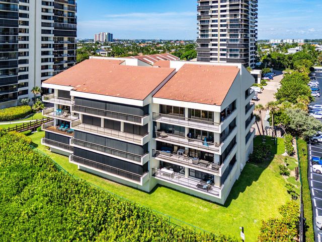 4050 N Ocean Avenue 401, Singer Island, FL 33404
