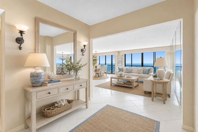 4050 N Ocean Avenue 401, Singer Island, FL 33404
