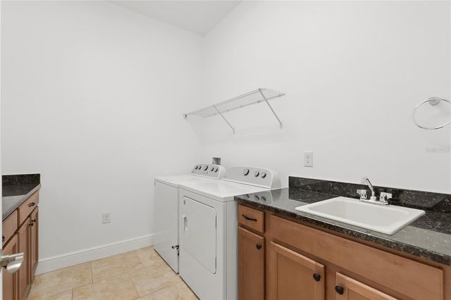 2447 YELLOW BRICK ROAD, St Cloud, FL 34772