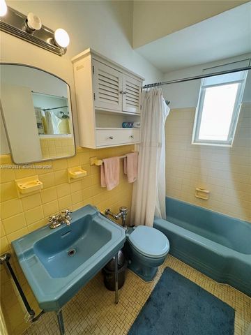 1755 Washington Ave 3C, Miami Beach, FL 33139