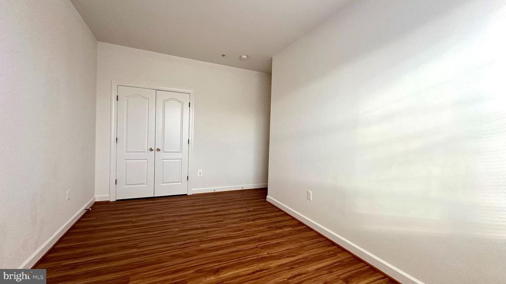 Image 18 of property listing at 14020 CASTLE RIDGE WAY #38, Silver Spring, MD 20904