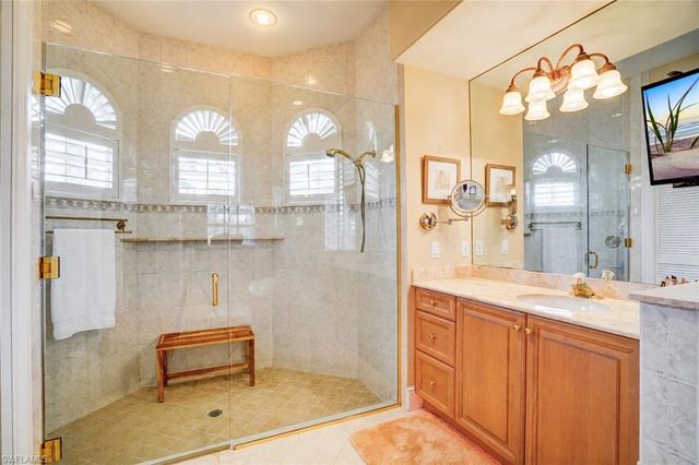 8983 Star Tulip CT, Naples, FL 34113