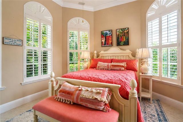 8983 Star Tulip CT, Naples, FL 34113