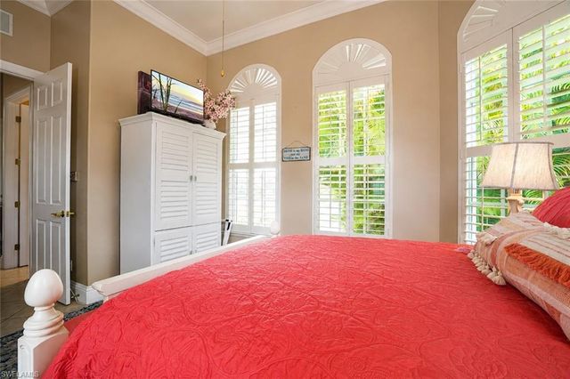 8983 Star Tulip CT, Naples, FL 34113