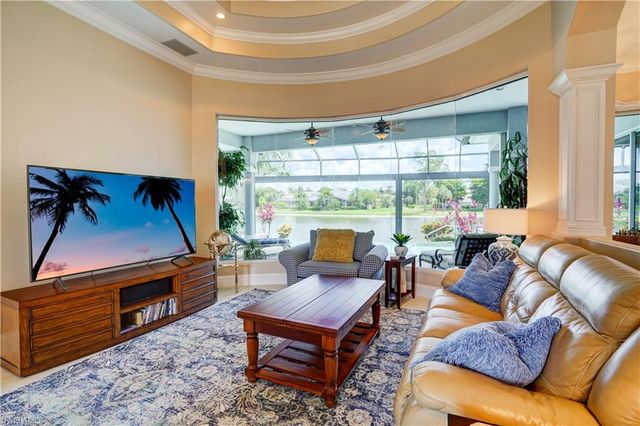 8983 Star Tulip CT, Naples, FL 34113