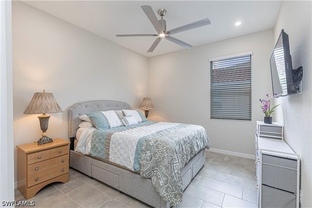 2079 Vermont LN, Naples, FL 34120