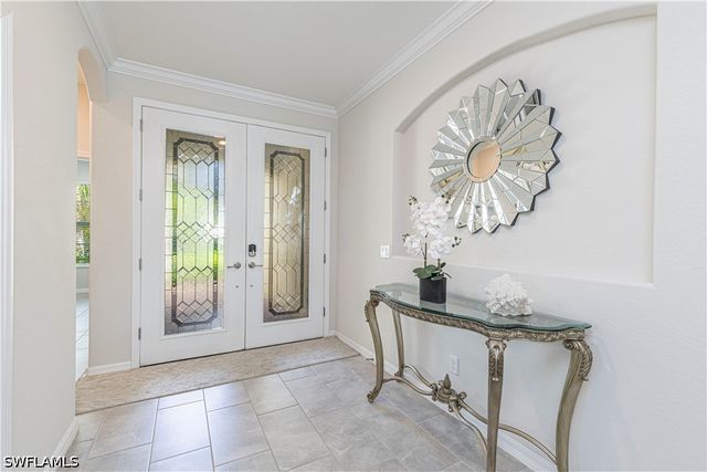 2079 Vermont LN, Naples, FL 34120