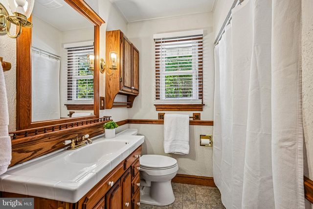13 NORTHGATE DR, Voorhees, NJ 08043