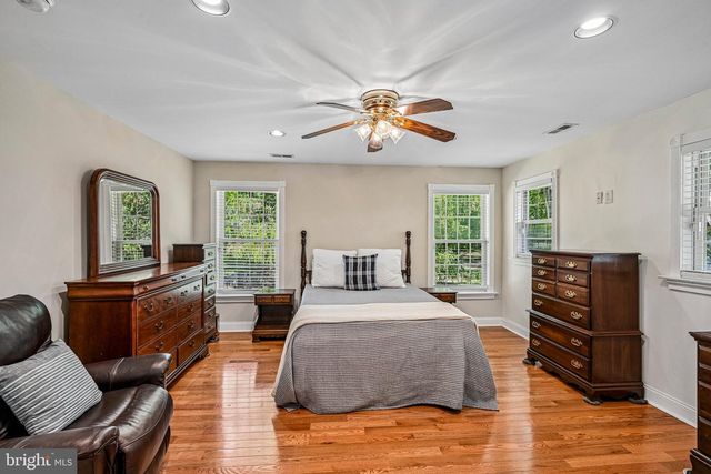 13 NORTHGATE DR, Voorhees, NJ 08043