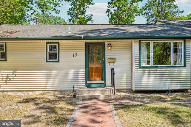 13 NORTHGATE DR, Voorhees, NJ 08043