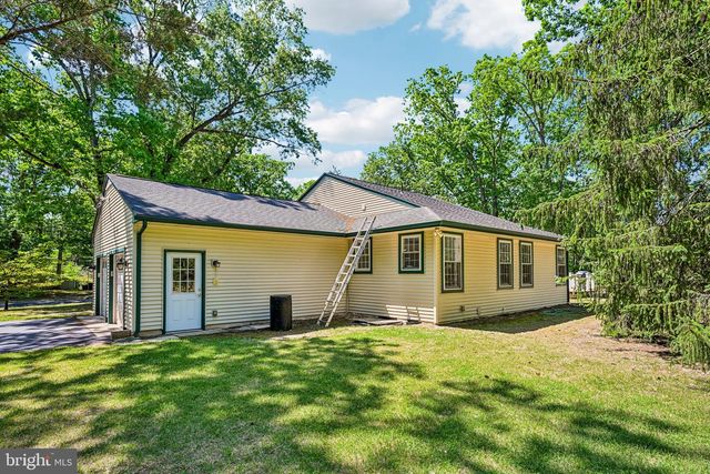 13 NORTHGATE DR, Voorhees, NJ 08043