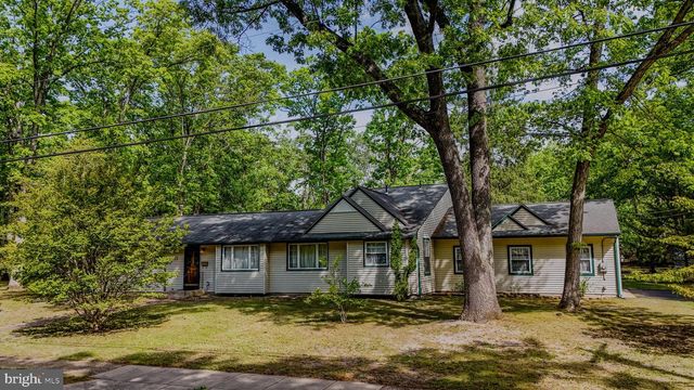 13 NORTHGATE DR, Voorhees, NJ 08043